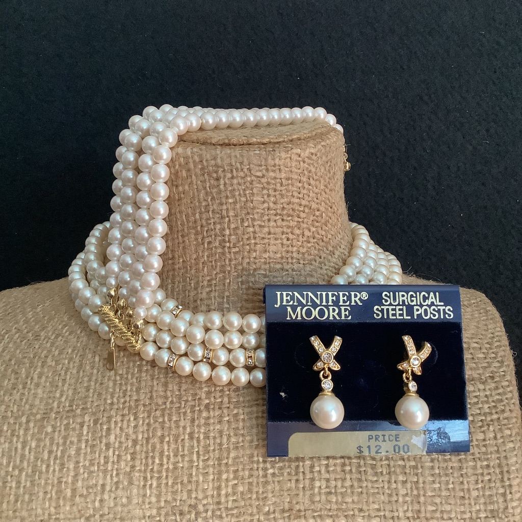 Faux Pearl Choker Necklace Bracelet Earrings.